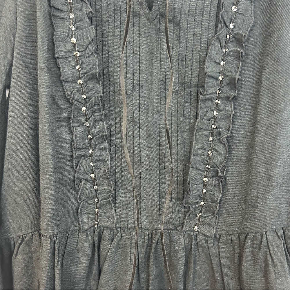 NWT Velvet by Graham & Spencer Black Ruffled Popover Studded Blouse/Top Large - Picture 7 of 12